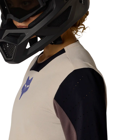 Womens Defend Long Sleeve Jersey Park