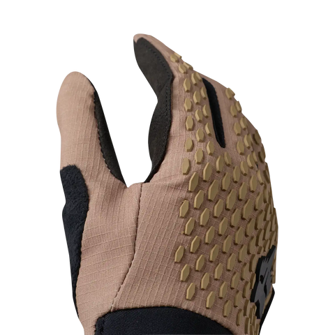 Youth Defend Gloves