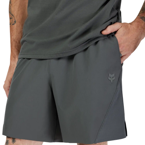 Core 7" Linerless Shorts