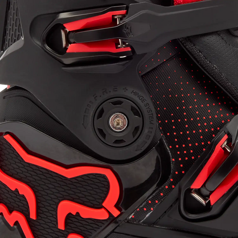 Instinct Boots
