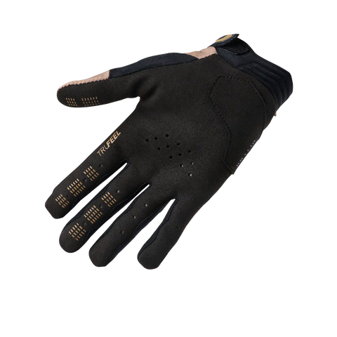 Youth Defend Gloves