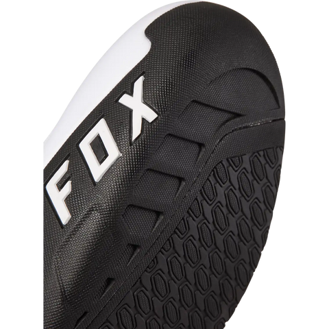 Instinct Boots
