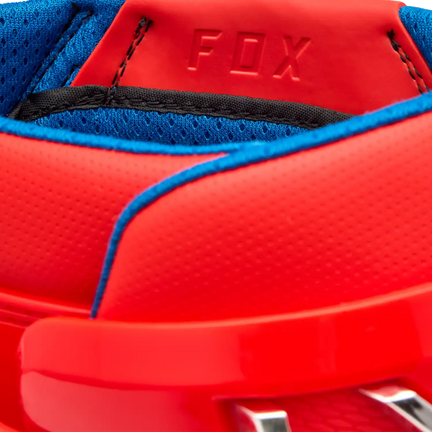 Instinct Boots