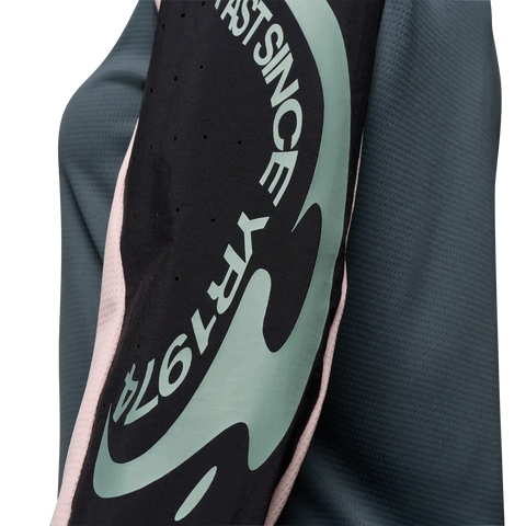 Womens Defend Long Sleeve Jersey Creation
