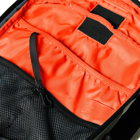 Utility 12 Liter Hydration Pack